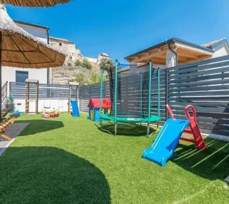 Villa La